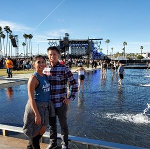 Meet your Posher, Loribeth